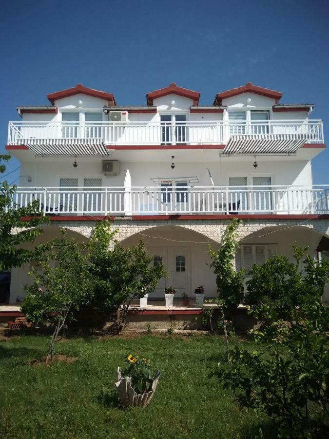 Apartmant Sučić Kastela Bagian luar foto