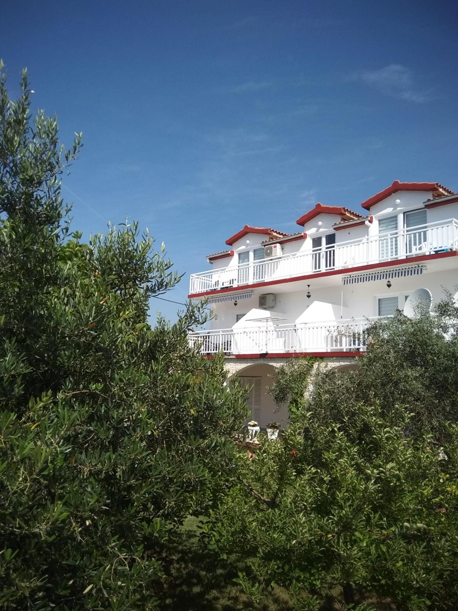 Apartmant Sučić Kastela Bagian luar foto