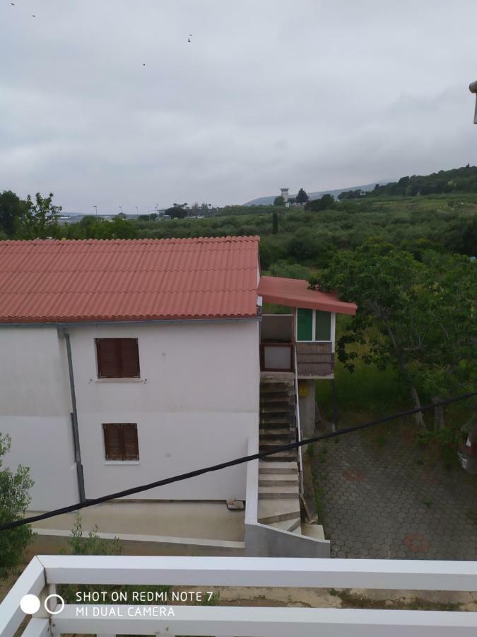 Apartmant Sučić Kastela Bagian luar foto