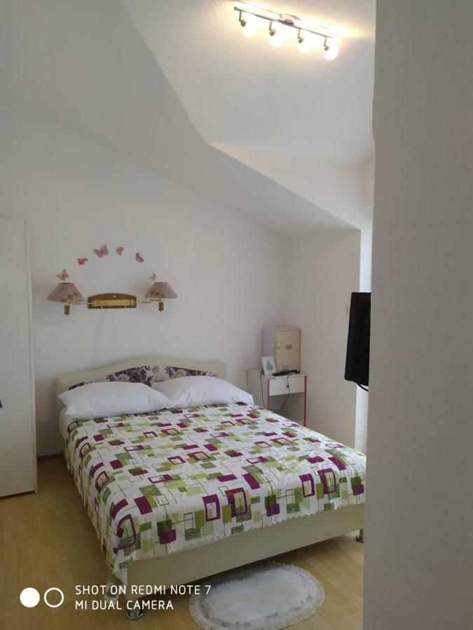 Apartmant Sučić Kastela Bagian luar foto