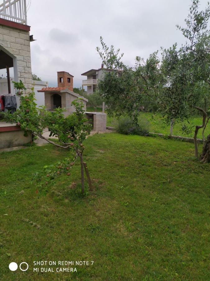 Apartmant Sučić Kastela Bagian luar foto