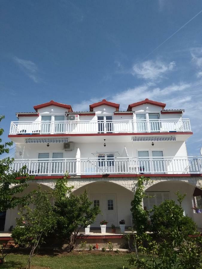 Apartmant Sučić Kastela Bagian luar foto